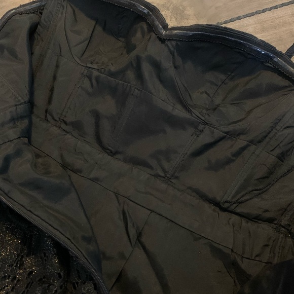 Aqua - Little Black & Gold Lace Dress - Picture 5 of 6